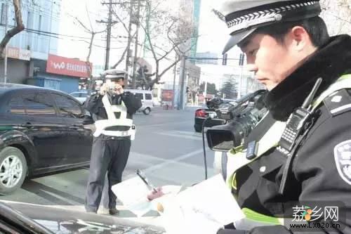 增城城管抄牌贴罚单 增城城管抄牌贴罚单