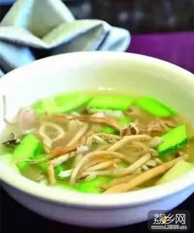 荔枝菌丝瓜肉片汤 荔枝菌丝瓜肉片汤